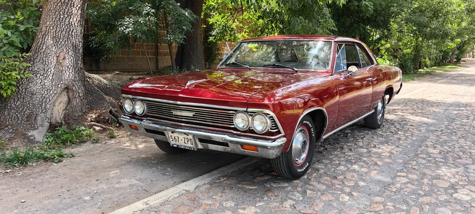 Chevelle rojo restaurado